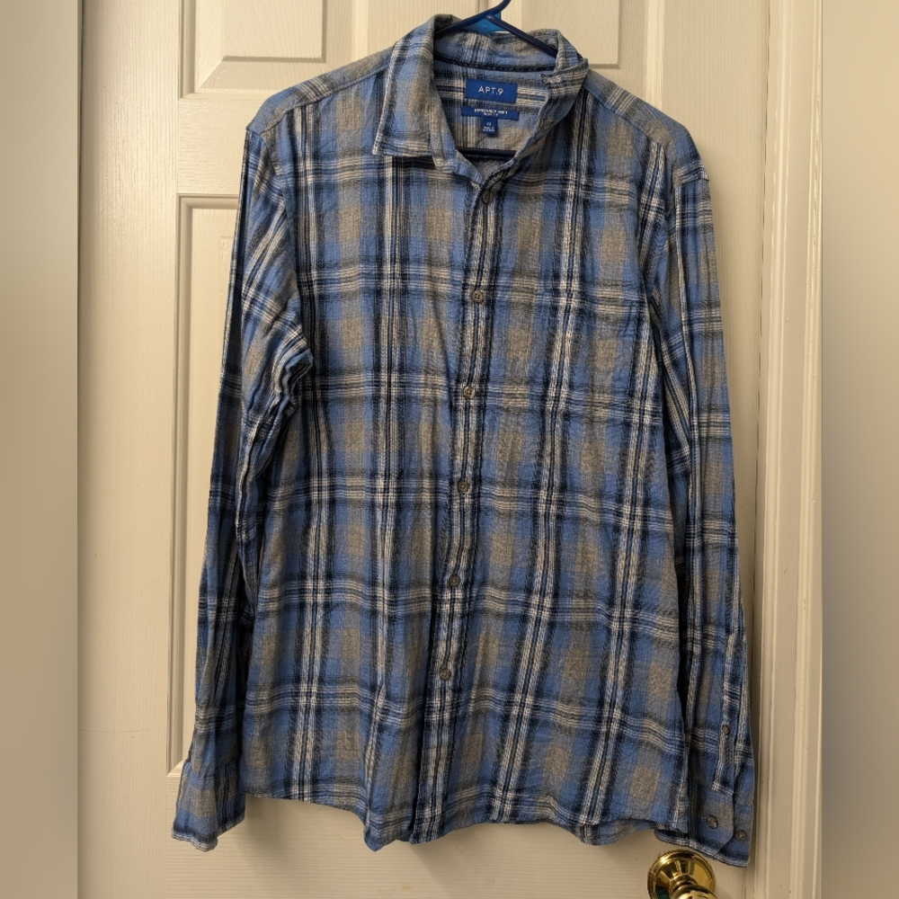 Apt. 9 Men's Flannel Blue Plaid Shirt. Slim Fit. Seriously Soft. Size Medium
